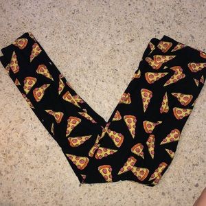 T&C LuLaRoe Pizza Leggings!